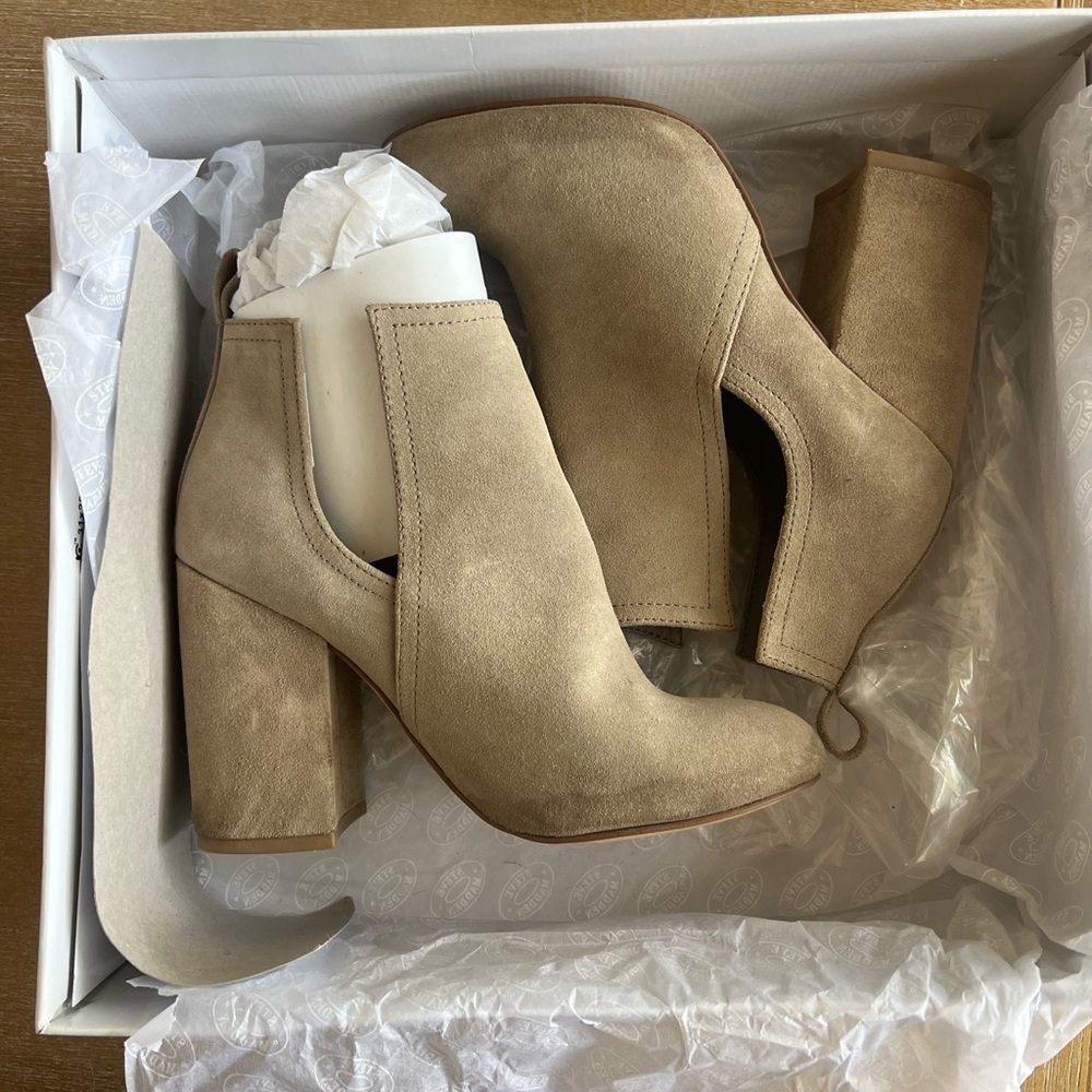 Steve Madden block heel boots size 5.5